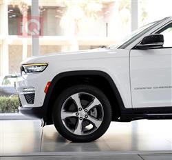 جیپ گراند شیرۆکی